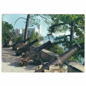 WŁOCHY TRIEST ZAMEK ARMATY WIDOKÓWKA A41849