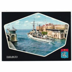 WŁOCHY TARANTO STATEK WIDOKÓWKA A57880