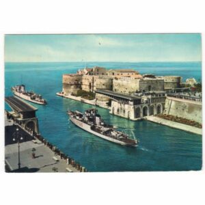 WŁOCHY TARANTO STATEK WIDOKÓWKA A62102