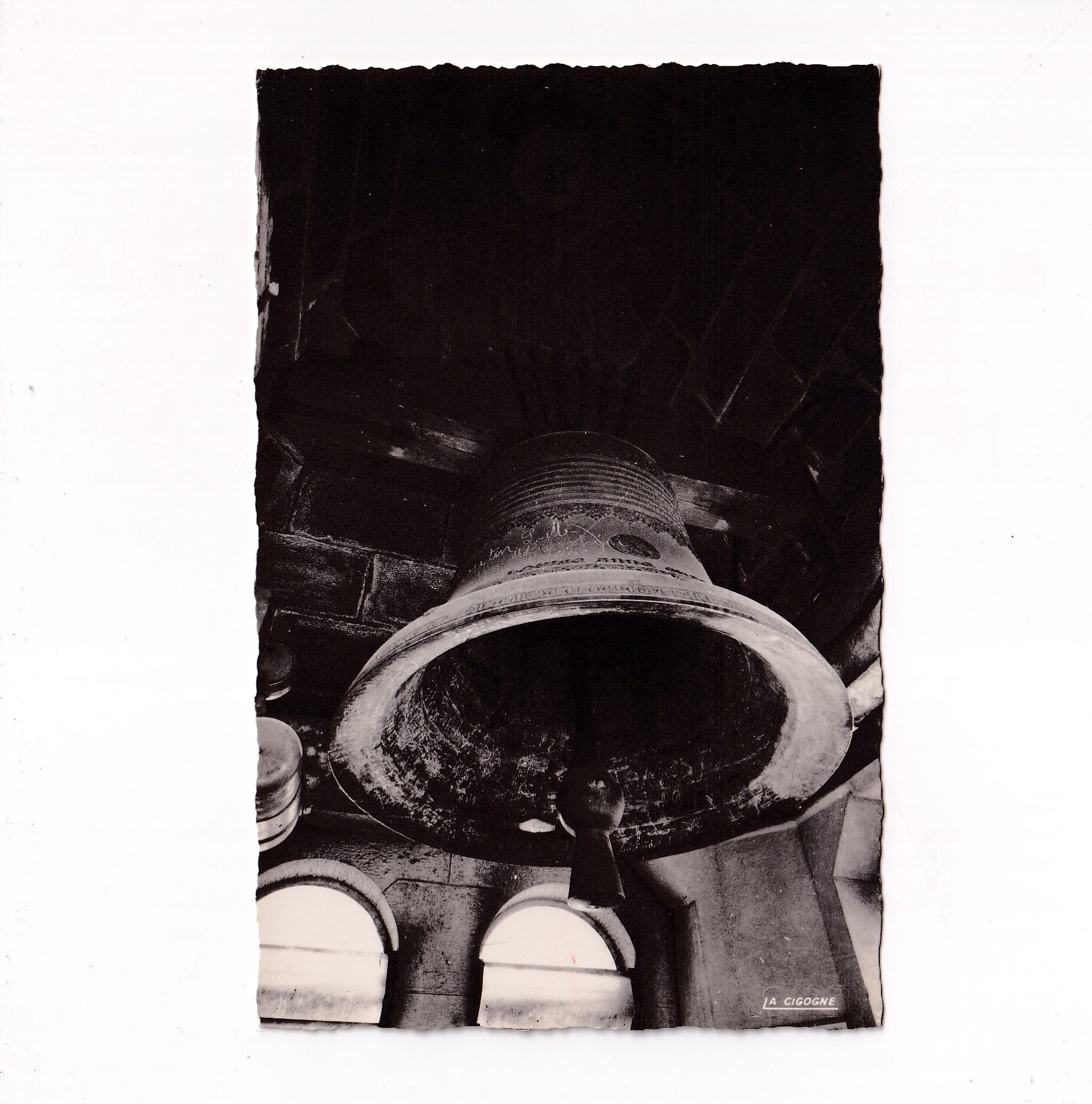 FRANCJA OSSUARIUM W DOUAUMONT DZWON POCZTÓWKA A6825