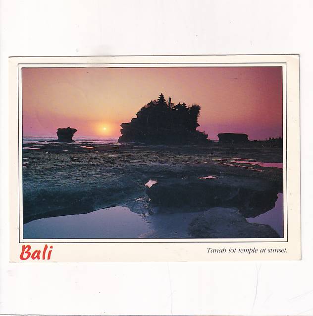 INDONEZJA BALI TANAH LOT TEMPLE AT SUNSET WIDOKÓWKA A24457