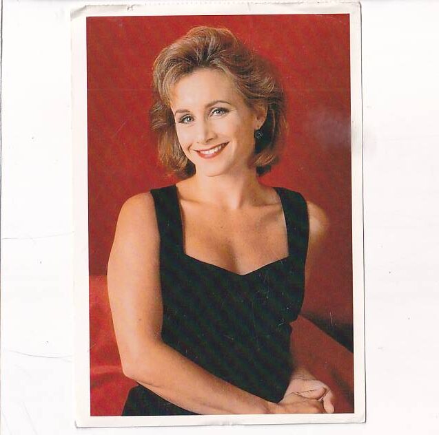 GWIAZDY KINA I TV GABRIELLE CARTERIS POCZTÓWKA A25922