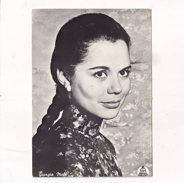 GWIAZDY KINA I TV GIORGIA MOLL POCZTÓWKA A33506