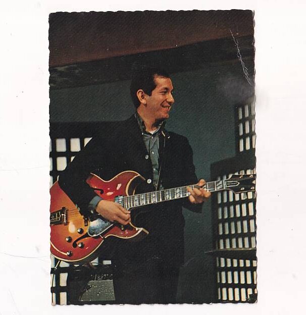 GWIAZDY MUZYKI TRINY LOPEZ POCZTÓWKA A37566