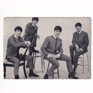 GWIAZDY MUZYKI THE BEATLES POCZTÓWKA A39594